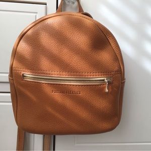 PORTLAND leather Goods. Rare discontinued color in DUNE